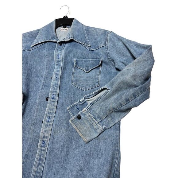 Vintage women's Point Collar Denim Jacket Labeled "Faye" Size Medium - Picture 3 of 9